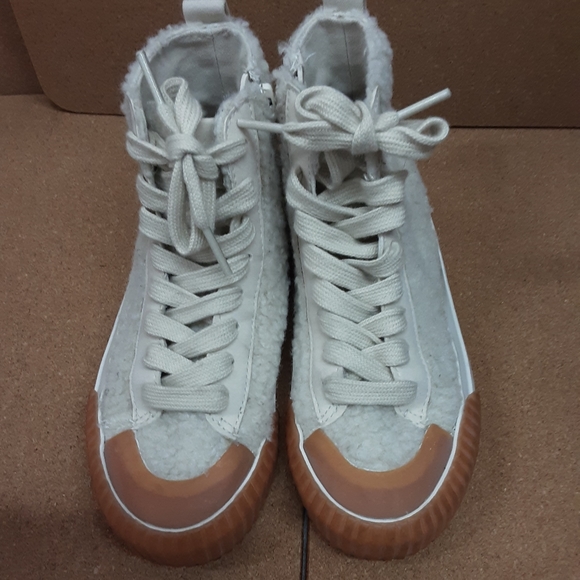 MNG Mango Kid Fleece High Top Sneakers Size 1 - Picture 1 of 15